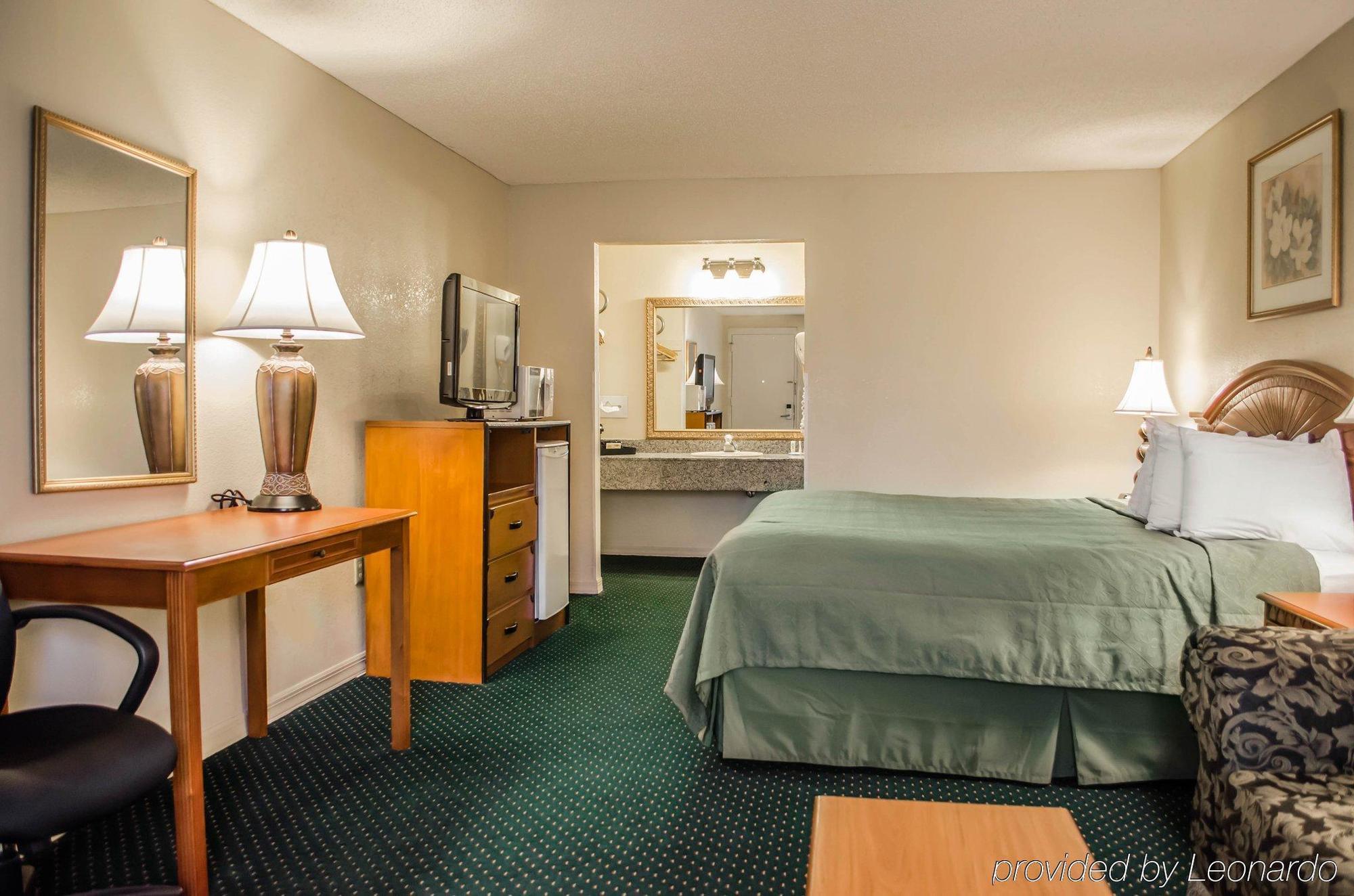 Quality Inn Near Manatee Springs State Park تشيفلاند المظهر الخارجي الصورة