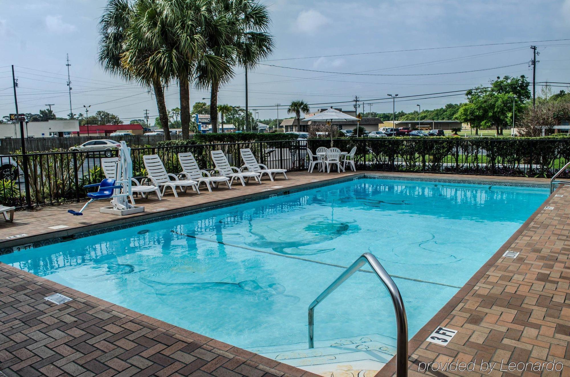Quality Inn Near Manatee Springs State Park تشيفلاند المظهر الخارجي الصورة