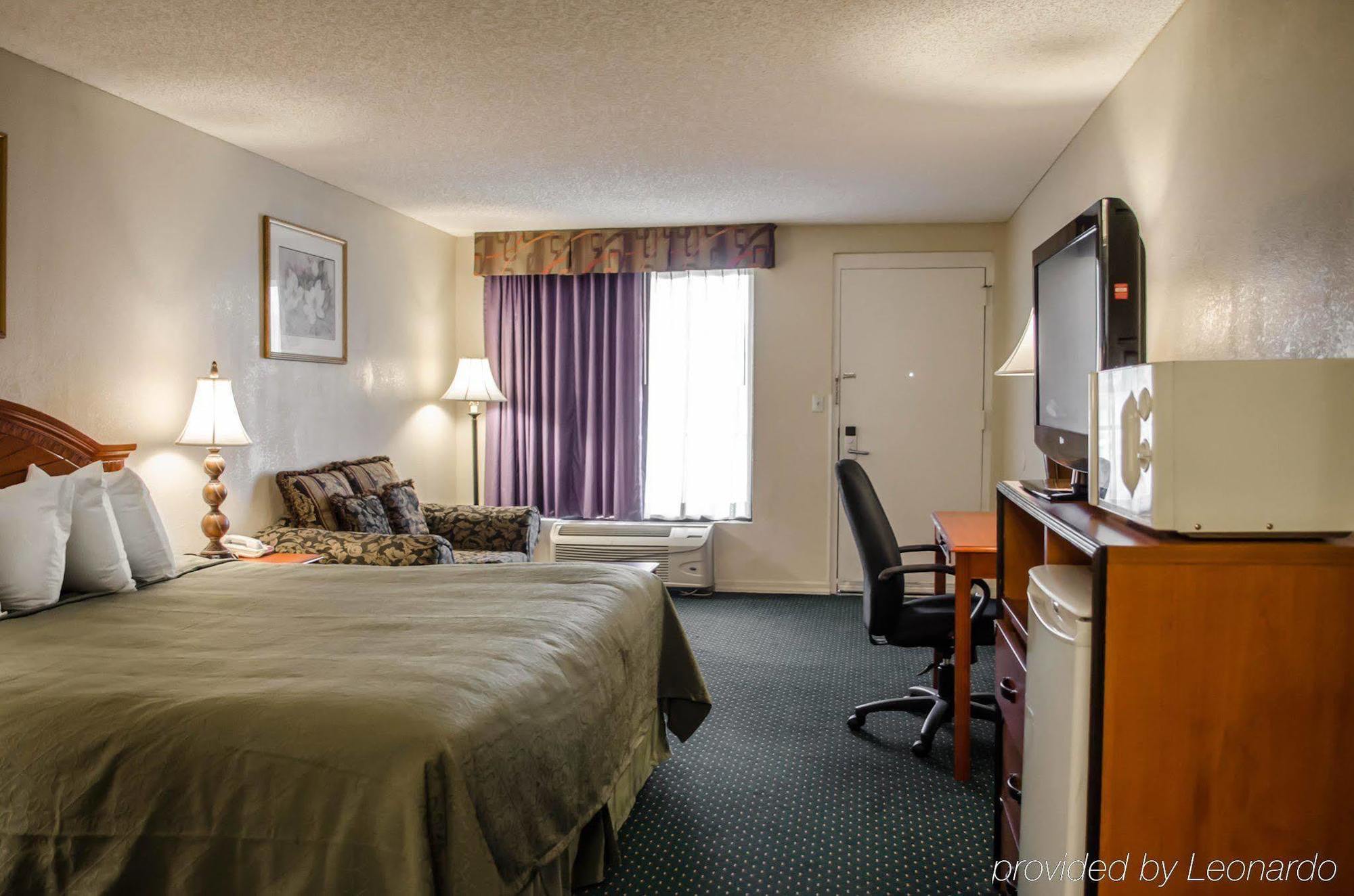 Quality Inn Near Manatee Springs State Park تشيفلاند المظهر الخارجي الصورة
