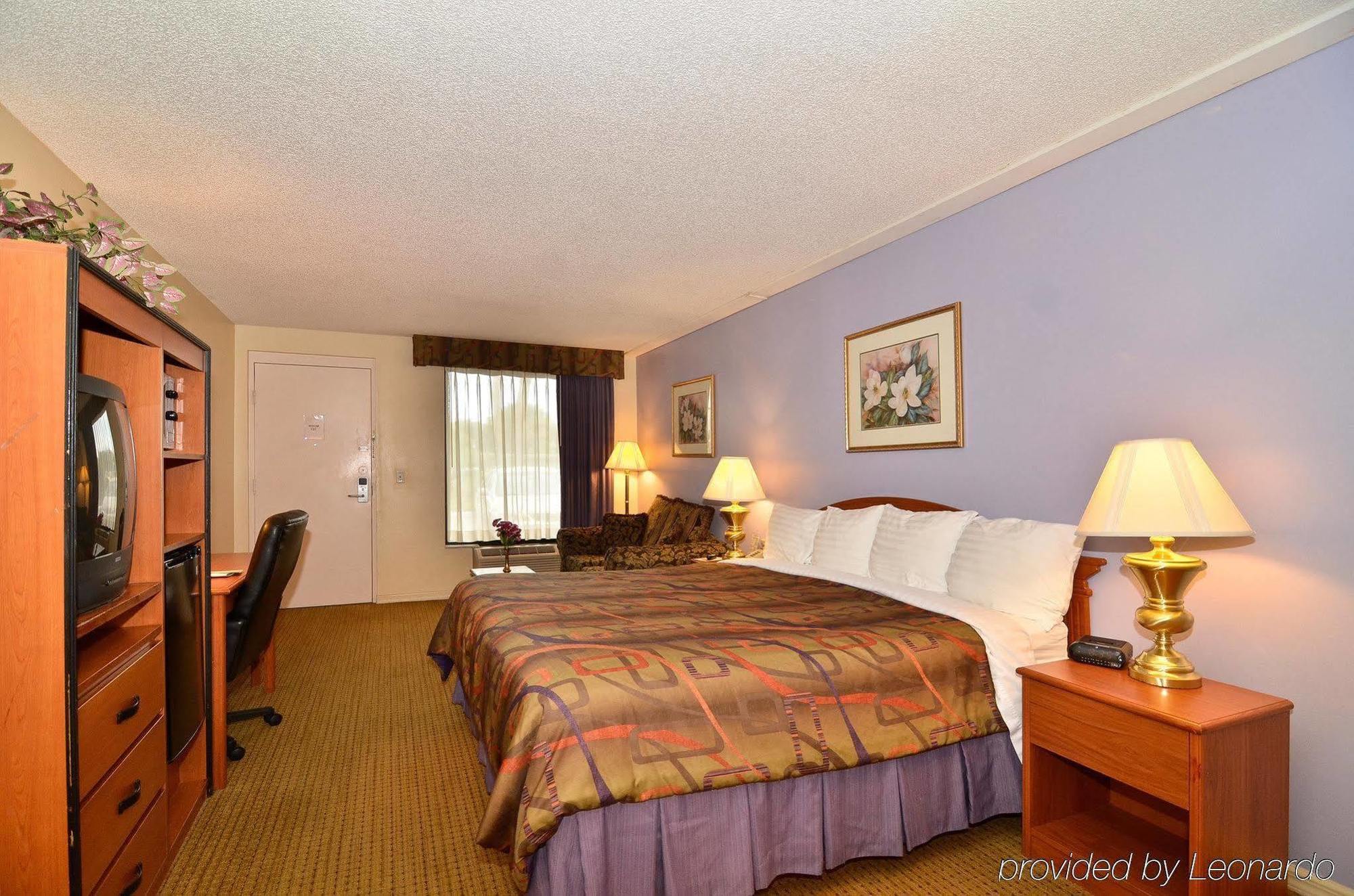 Quality Inn Near Manatee Springs State Park تشيفلاند الغرفة الصورة